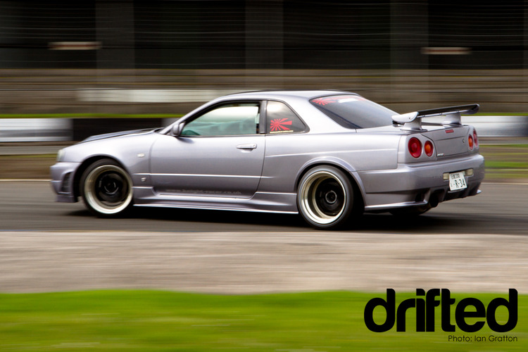 skyline gtr r34